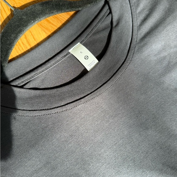 Lululemon cinch long sleeve cupro black size 6 - Picture 3 of 5